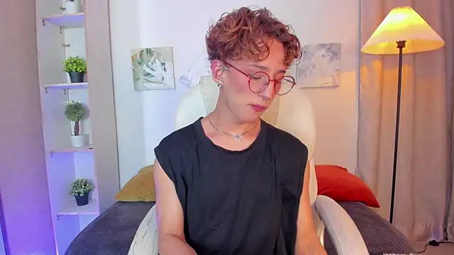 iiangel  online show from 12-04-25, 03:16