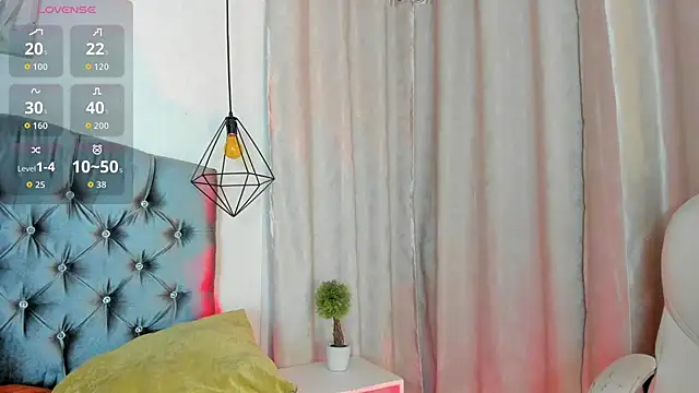 iiangel  online show from 10-19-25, 05:43