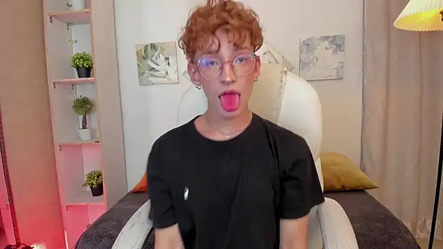 iiangel  online show from 11-29-25, 07:52