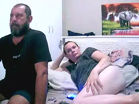 redsparrowXxXx online show from 02-17-26, 07:11