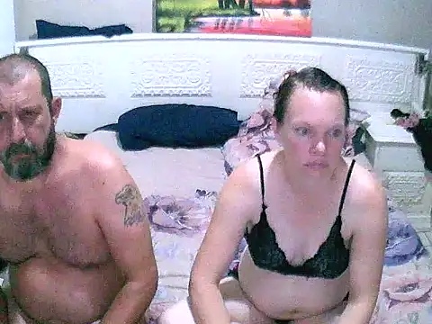 redsparrowXxXx online show from 02-11-26, 07:03