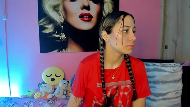 TANIA 06 online show from 07-19-26, 01:19