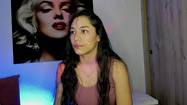 Snapshot of TANIA_06 chatting on 10-22-25, 01:10 TANIA 06 online show from 10-22-25, 01:10