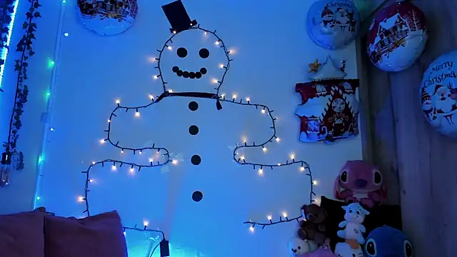 TANIA 06 online show from 12-17-25, 01:16