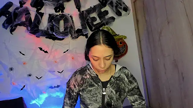 TANIA 06 online show from 11-01-25, 01:16