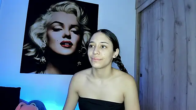 Snapshot of TANIA_06 chatting on 10-09-25, 01:11 TANIA 06 online show from 10-09-25, 01:11