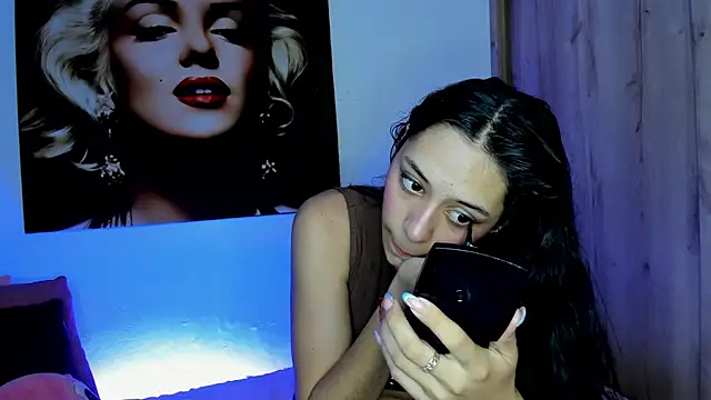 Snapshot of TANIA_06 chatting on 09-26-25, 01:18 TANIA 06 online show from 09-26-25, 01:18