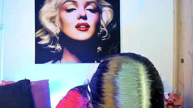 TANIA 06 online show from 11-24-25, 01:11