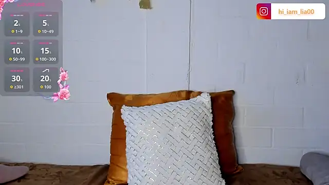 LiaHansson online show from 11-18-25, 05:27