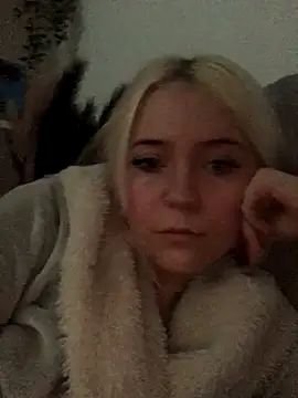 Blondie Sofia Essexbabe online show from 11-26-25, 09:20