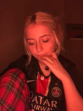 Blondie Sofia Essexbabe online show from 11-30-25, 09:15