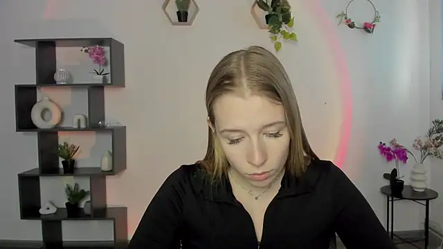 Snapshot of AnnNorriss chatting on 03-10-25, 01:10 AnnNorriss online show from 03-10-25, 01:10