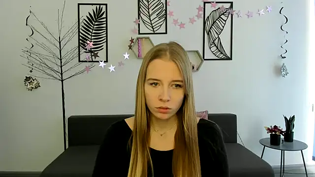 Snapshot of AnnNorriss chatting on 03-07-25, 10:24 AnnNorriss online show from 03-07-25, 10:24