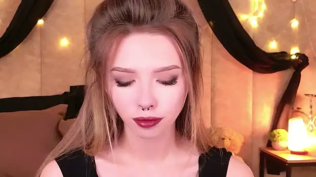 Sierra Fane online show from 01-11-26, 10:55