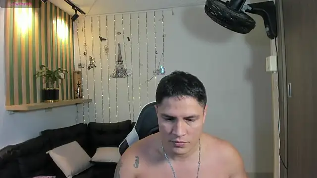 SaraClub JY online show from 04-22-26, 11:11