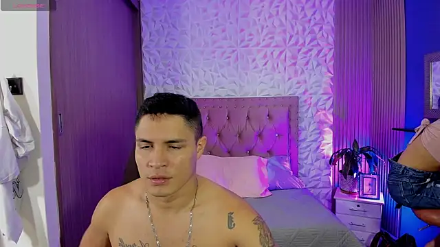 SaraClub JY online show from 11-04-25, 10:13