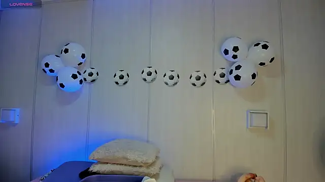 sasha riverss online show from 07-10-26, 07:36