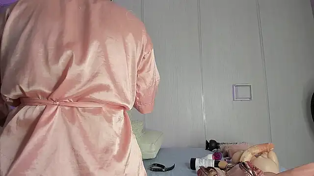 sasha riverss online show from 04-12-26, 07:50