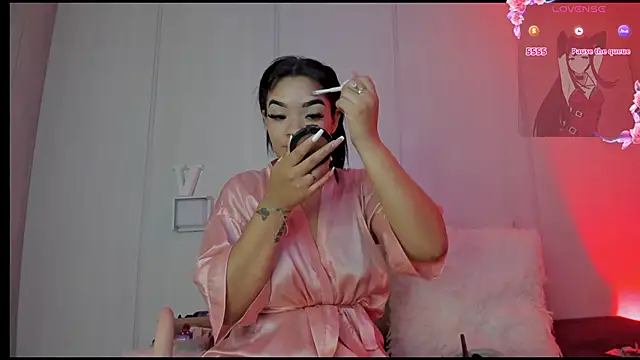 sasha riverss online show from 10-30-25, 07:55