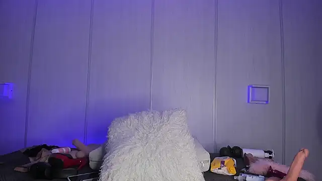 sasha riverss online show from 03-09-26, 07:06