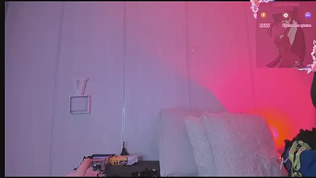 sasha riverss online show from 11-10-25, 04:39