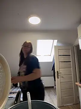 Snapshot of May_Alisa chatting on 10-11-25, 02:51 May Alisa online show from 10-11-25, 02:51