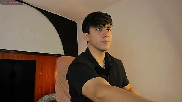 Snapshot of Allex_Cano chatting on 01-17-26, 01:58 Allex Cano online show from 01-17-26, 01:58