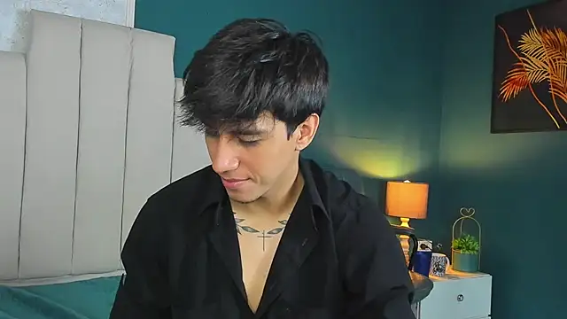 Allex Cano online show from 11-18-25, 11:02