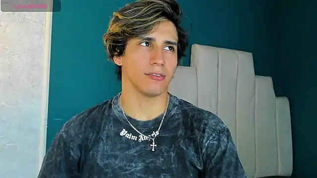 Allex Cano online show from 09-26-25, 08:16