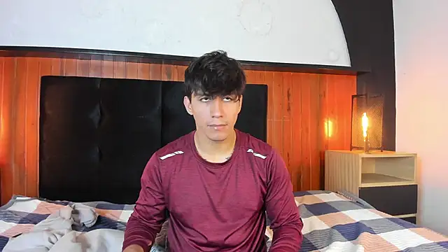 Snapshot of Allex_Cano chatting on 01-18-26, 08:56 Allex Cano online show from 01-18-26, 08:56