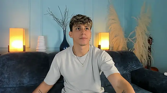 Allex Cano online show from 03-13-25, 03:11