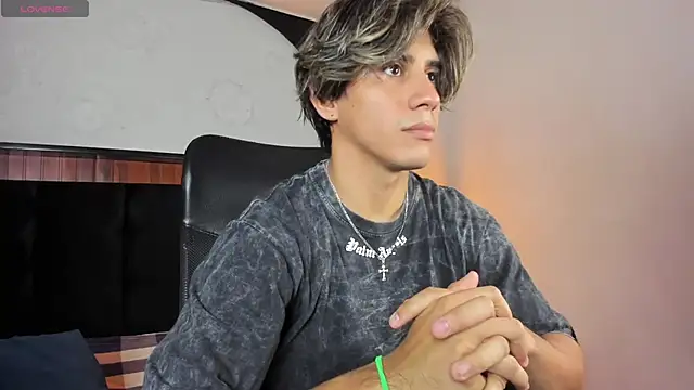 Allex Cano online show from 09-12-25, 07:35