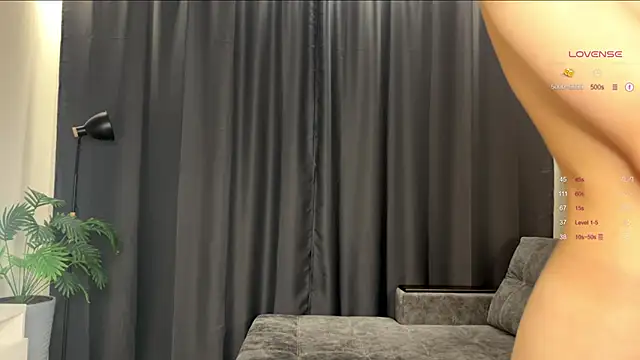 Nerdy Amy online show from 10-08-25, 03:46