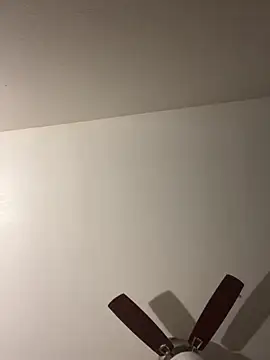 Deshay30 online show from 12-22-25, 12:00