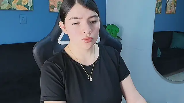 Zamira Taylor online show from 11-29-25, 03:50