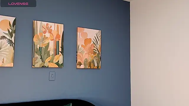 Zamira Taylor online show from 10-15-25, 11:35