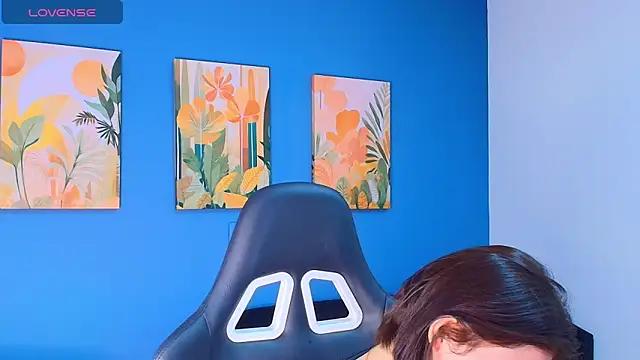 Zamira Taylor online show from 10-20-25, 11:49