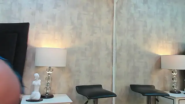 NahomyCarther online show from 02-11-26, 03:50