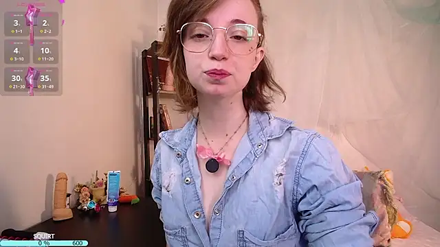 Elise Nyx online show from 05-13-26, 01:51