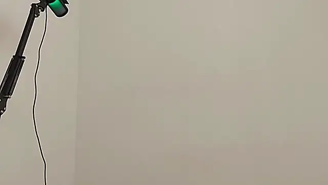 Elise Nyx online show from 10-13-25, 12:29