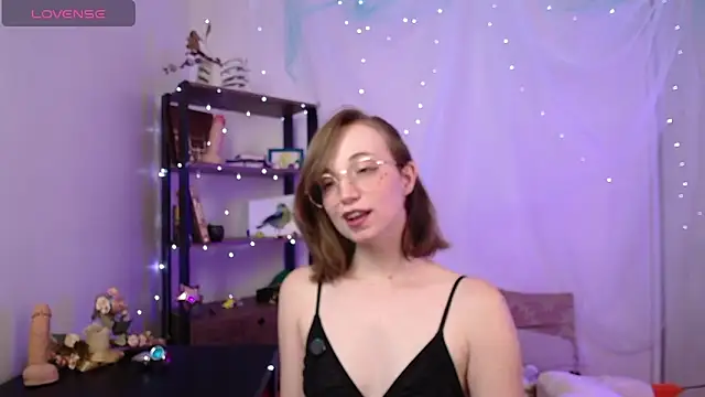 Elise Nyx online show from 03-24-26, 06:52