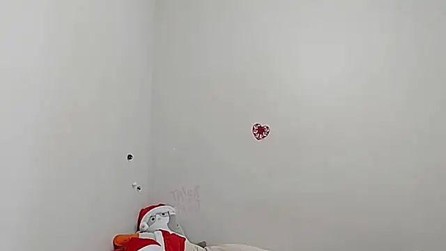 Elise Nyx online show from 12-19-25, 03:47