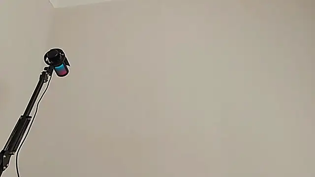 Elise Nyx online show from 10-17-25, 12:07