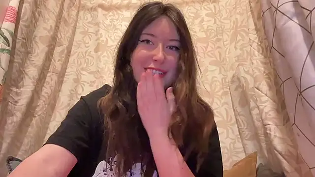 Snapshot of ashisscene chatting on 07-29-26, 02:44 ashisscene online show from 07-29-26, 02:44