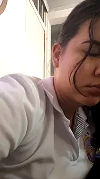Snapshot of brii69 chatting on 05-19-26, 02:57 brii69 online show from 05-19-26, 02:57
