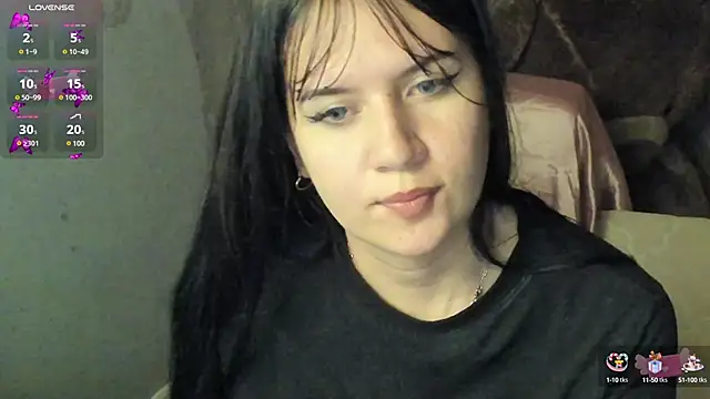 Snapshot of brii69 chatting on 03-22-25, 06:33 brii69 online show from 03-22-25, 06:33