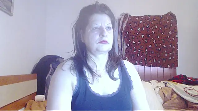 Snapshot of ExtasyMature chatting on 12-18-25, 06:18 ExtasyMature online show from 12-18-25, 06:18