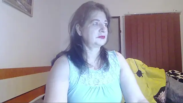 Snapshot of ExtasyMature chatting on 11-06-25, 05:00 ExtasyMature online show from 11-06-25, 05:00