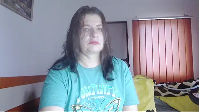 Snapshot of ExtasyMature chatting on 10-27-25, 05:52 ExtasyMature online show from 10-27-25, 05:52