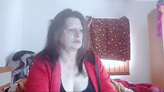 Snapshot of ExtasyMature chatting on 12-20-25, 11:24 ExtasyMature online show from 12-20-25, 11:24